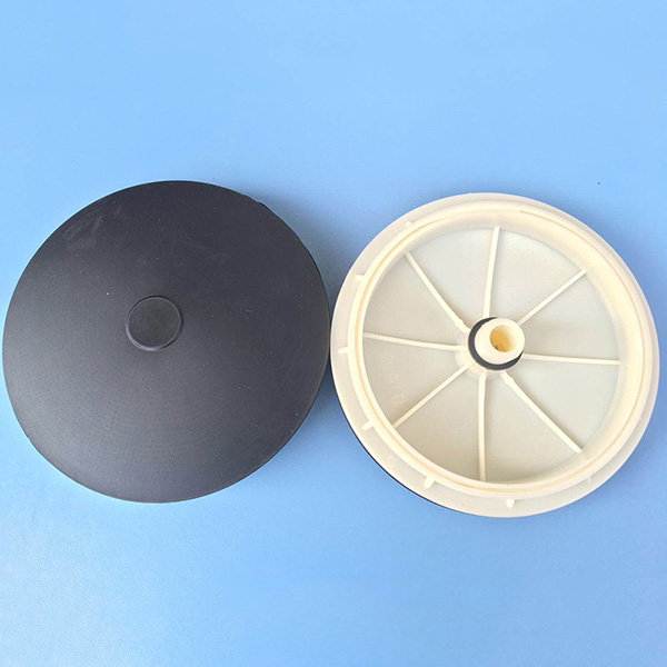 盤(pán)式曝氣器一段時(shí)間使用后該如何清洗?